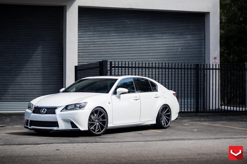 Lexus gs350 r19