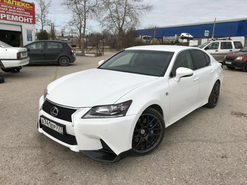 Лексус GS 250 2012 Tuning