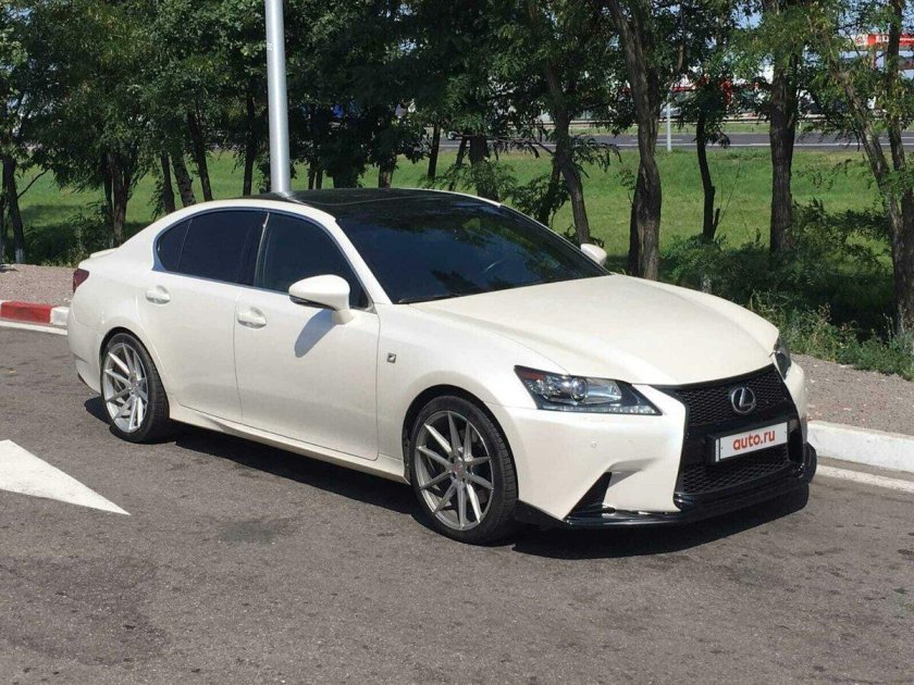 Лексус GS 350 белый