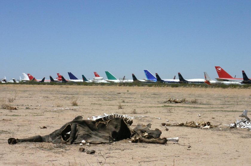 Пустыня Аризона кладбище самолетов