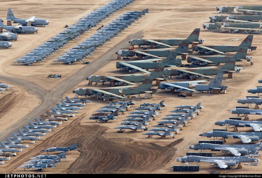 Девис Монтен авиабаза