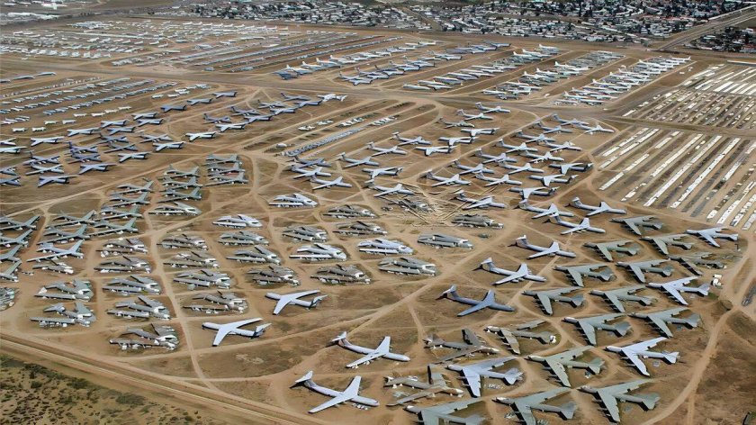 Девис Монтен авиабаза