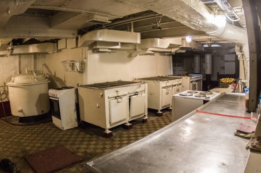 Крейсер Михаил камбуз