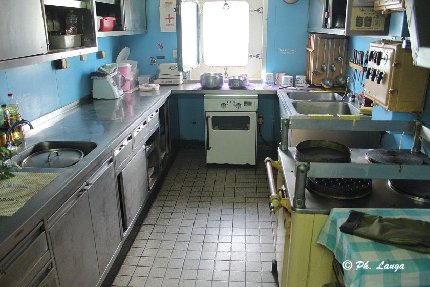 Механик Пятлин судно