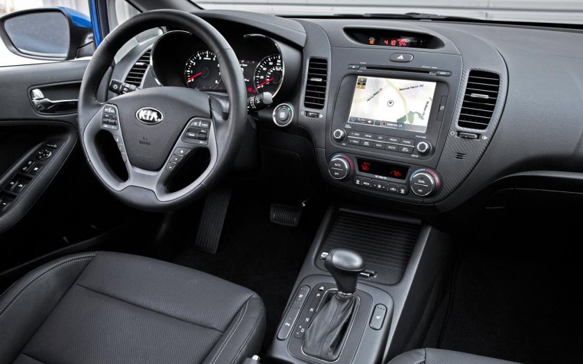 Kia Cerato 2014 Interior