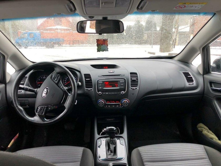 Kia Cerato 2016 салон