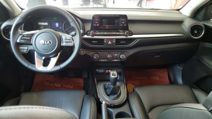 Новая Киа Церато 2019 салон