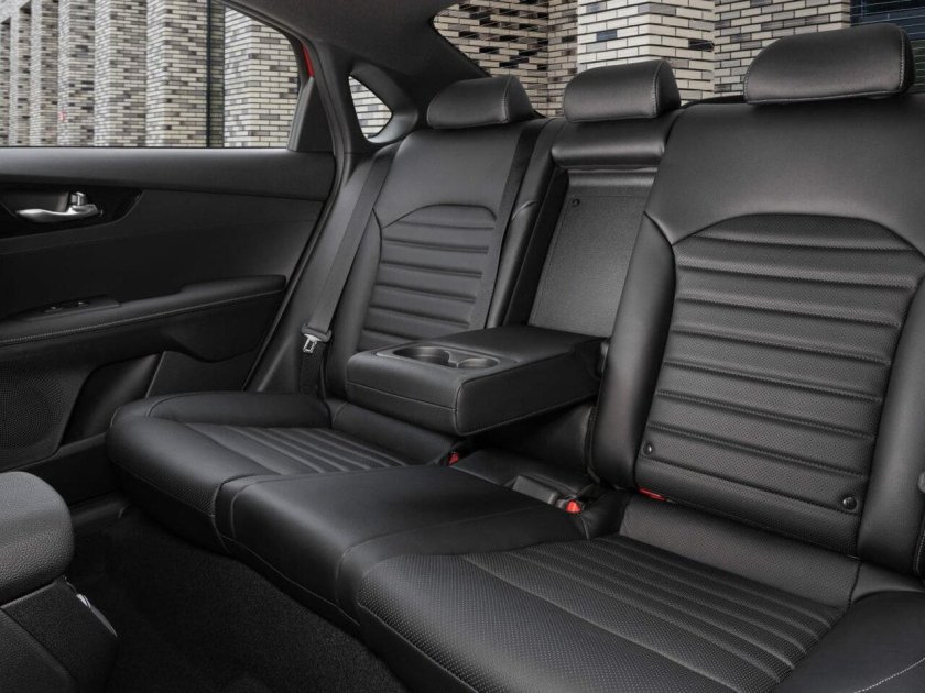 Киа Серато 2022