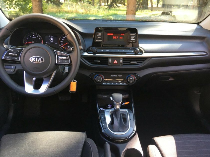 Kia Cerato 2019 комплектации