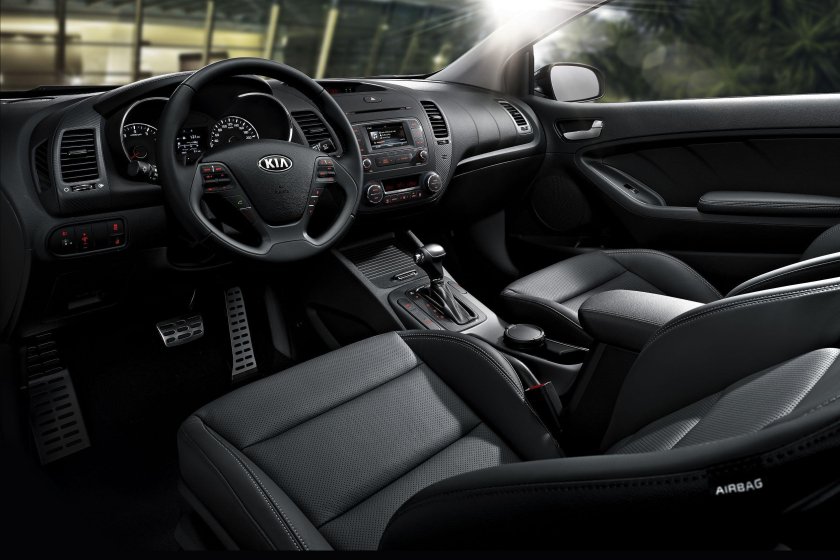 Kia Cerato 2023 Interior