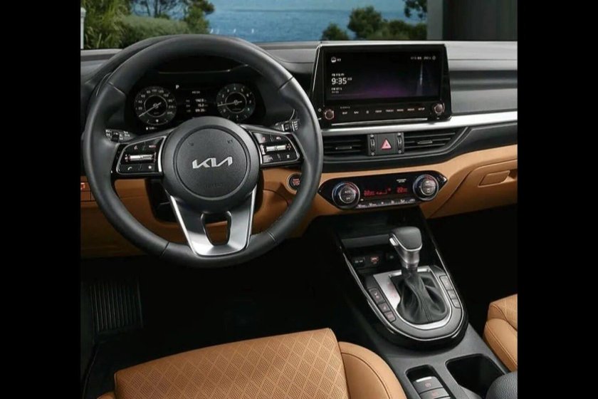 Киа Церато 2023 салон