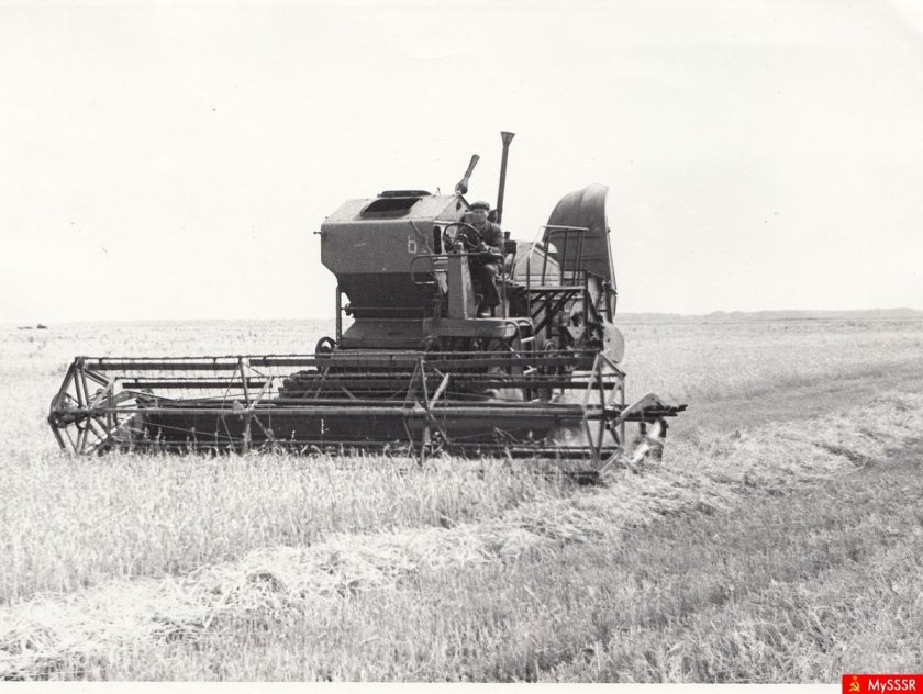 Ростсельмаш комбайн Сталинец