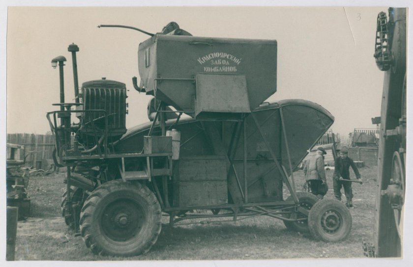 Комбайн Сталинец 4м