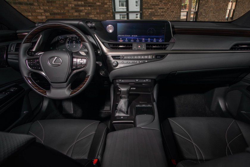 Lexus es 350 2019 салон