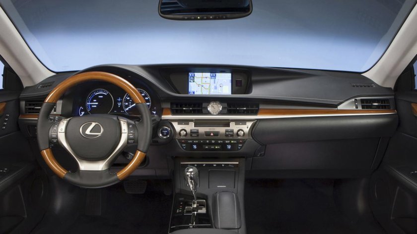 Lexus es 300h