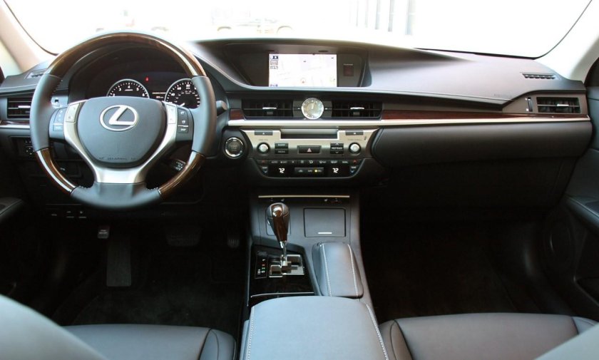 Lexus es 350 2013