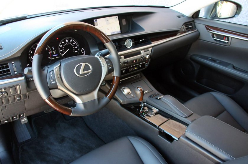 Lexus es 350 2013