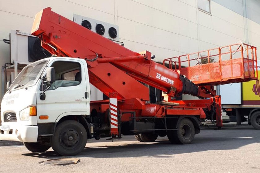 Автовышка Хендай 28м