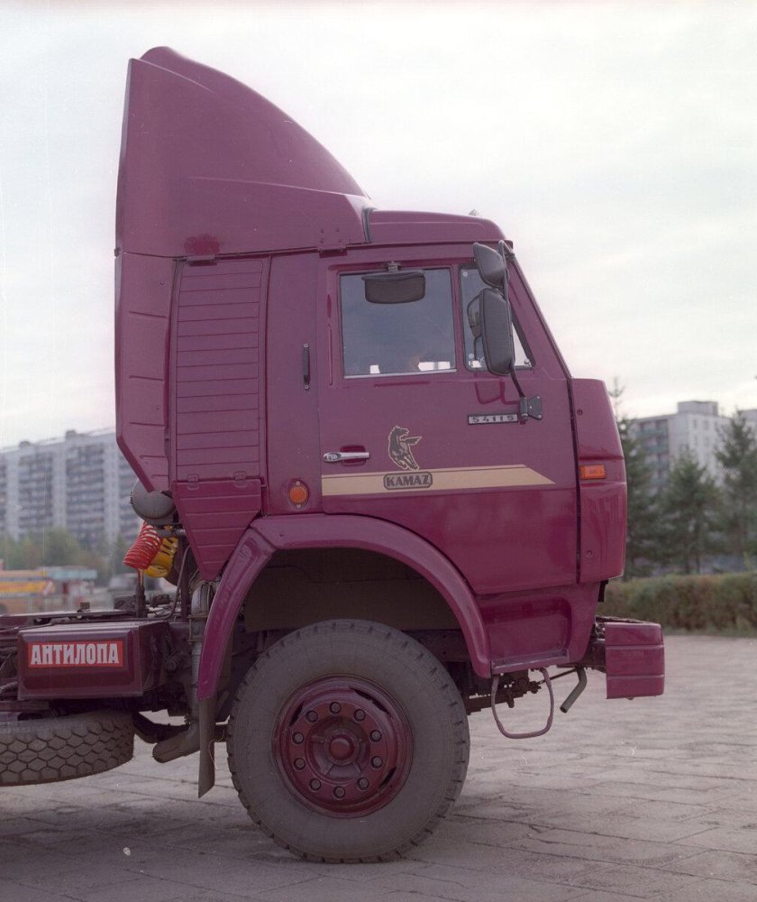 Грузовик КАМАЗ 5511