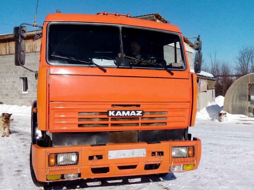 КАМАЗ 54115 тягач