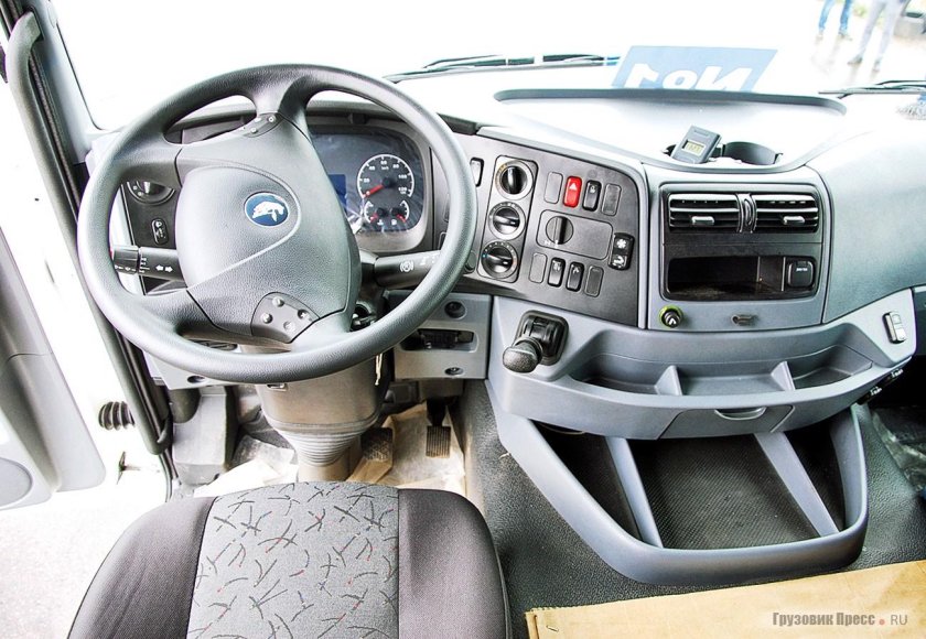 КАМАЗ-5490 Neo салон
