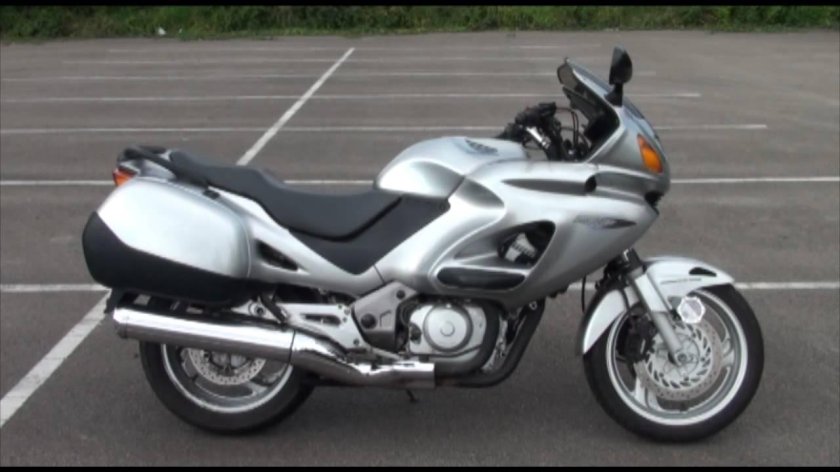 Honda NTV 650 Deauville