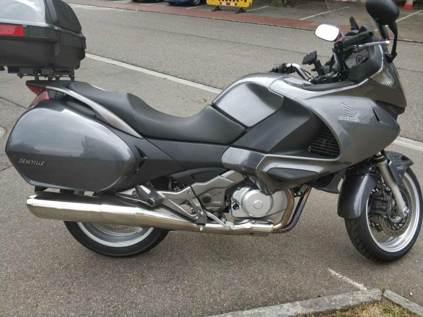 Хонда Девиль 650