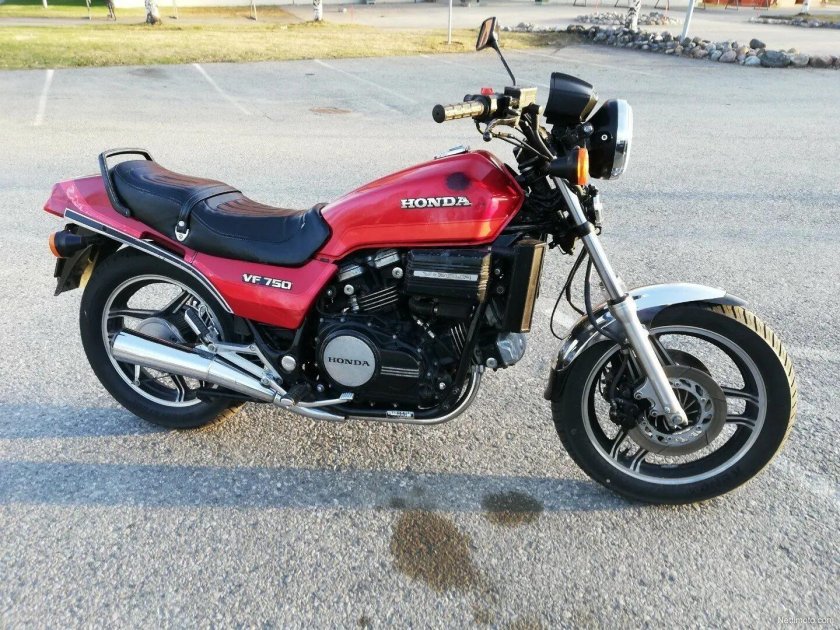 Honda VF 750cs Sabre