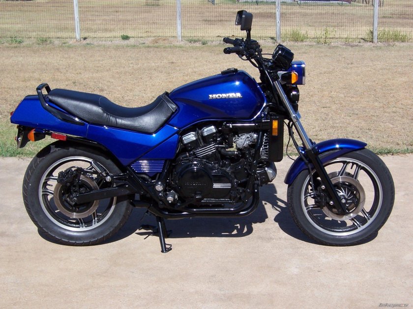 Honda VF 1100 Sabre Custom