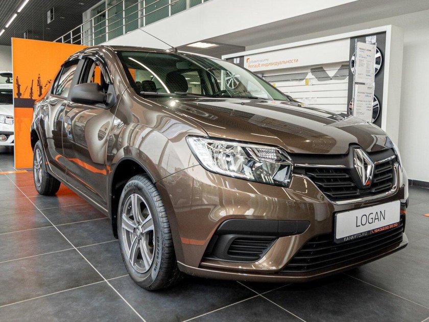 Рено Логан 2020 коричневый