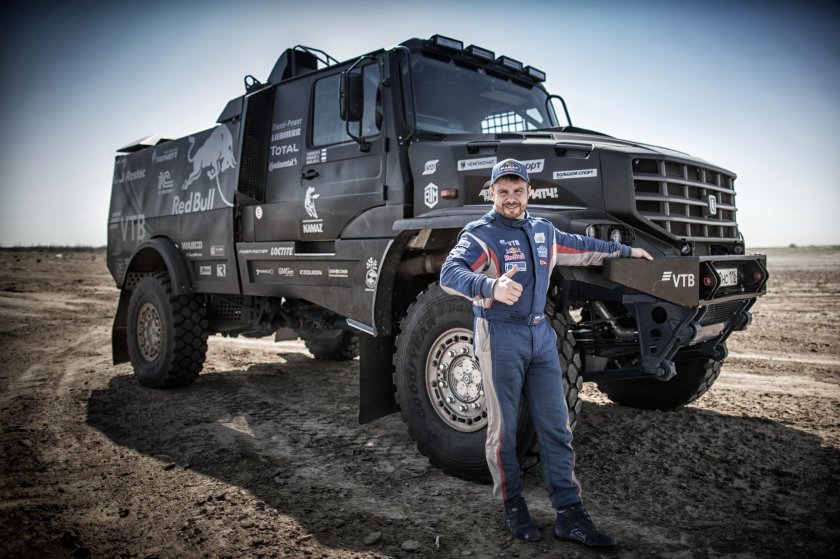 Капотный КАМАЗ Дакар ралли