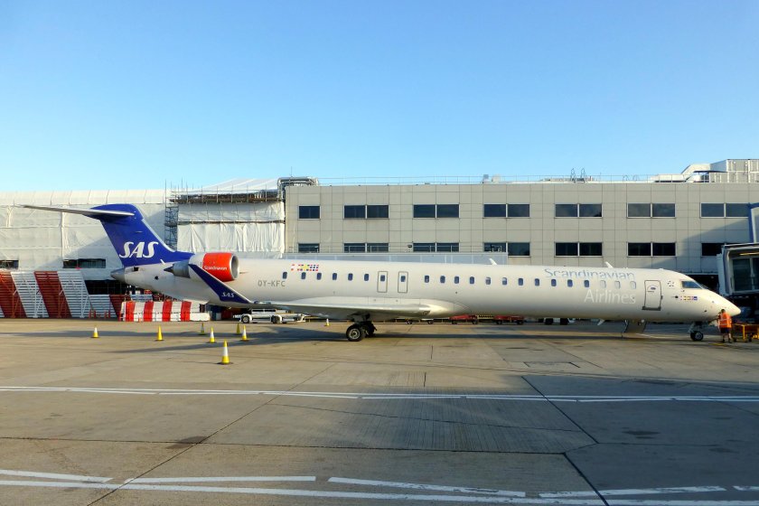 Canadair Regional Jet 900