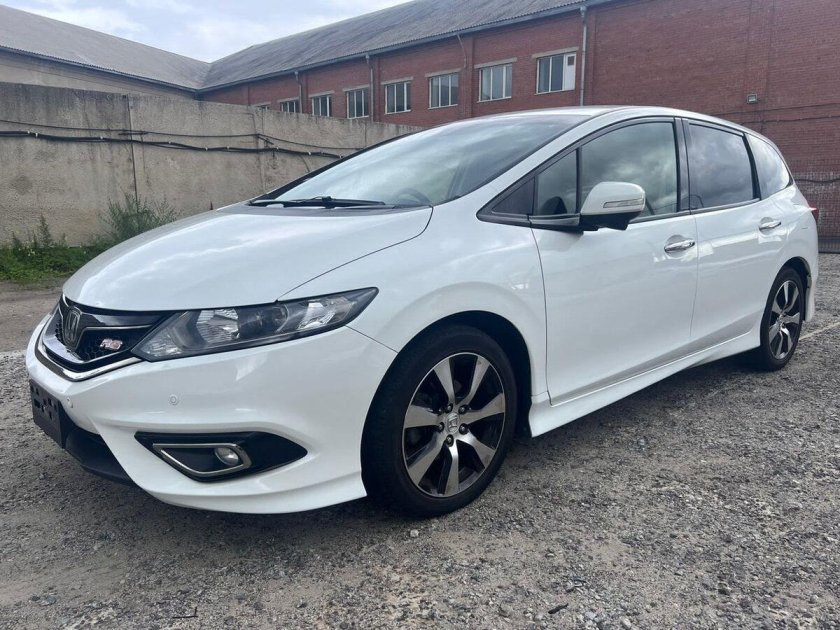 Хонда Джейд 2016