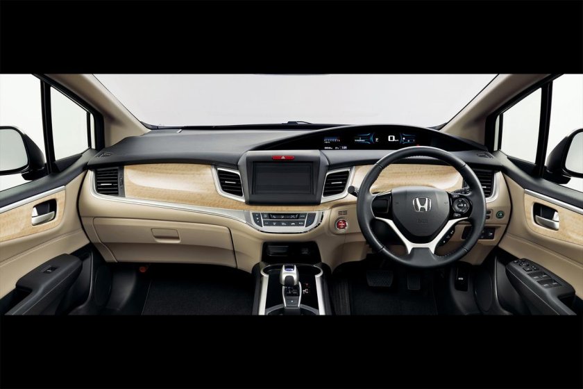 Хонда Jade гибрид