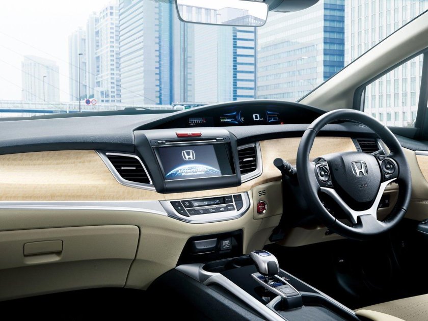 Хонда Jade гибрид