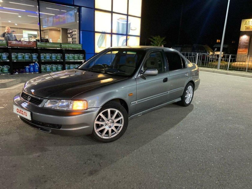 Хонда Домани 2000 года