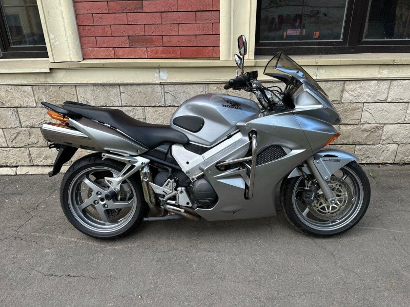 Honda VFR 800