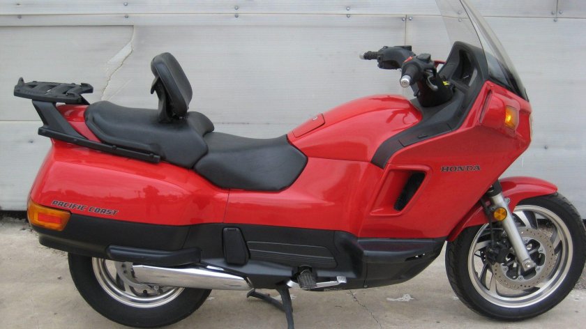 Honda Pacific Coast кофр