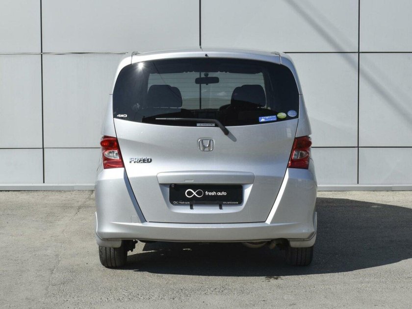Honda freed 2012