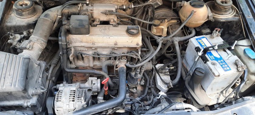 Двигатель AGG 2.0 Фольксваген