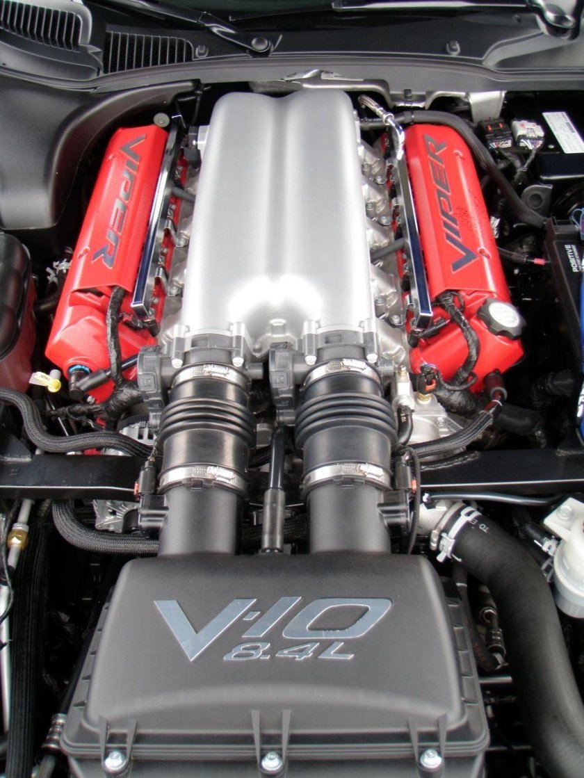 Dodge Viper v10 engine