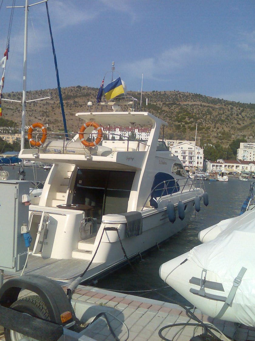 Балаклавская бухта катера