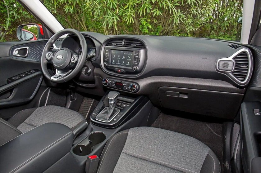 Kia Soul 2021 салон