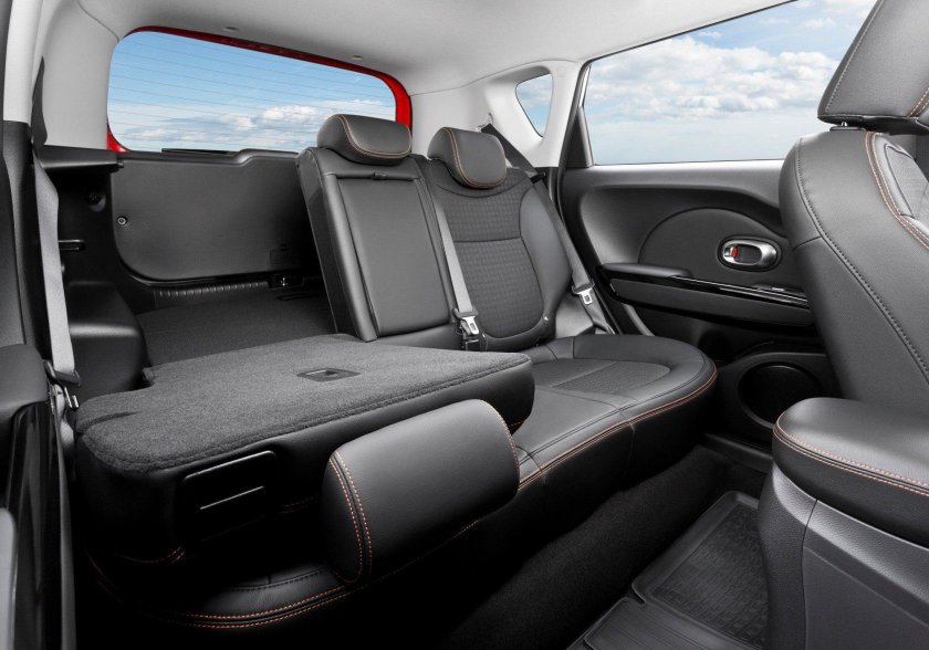 Киа соул салон сзади