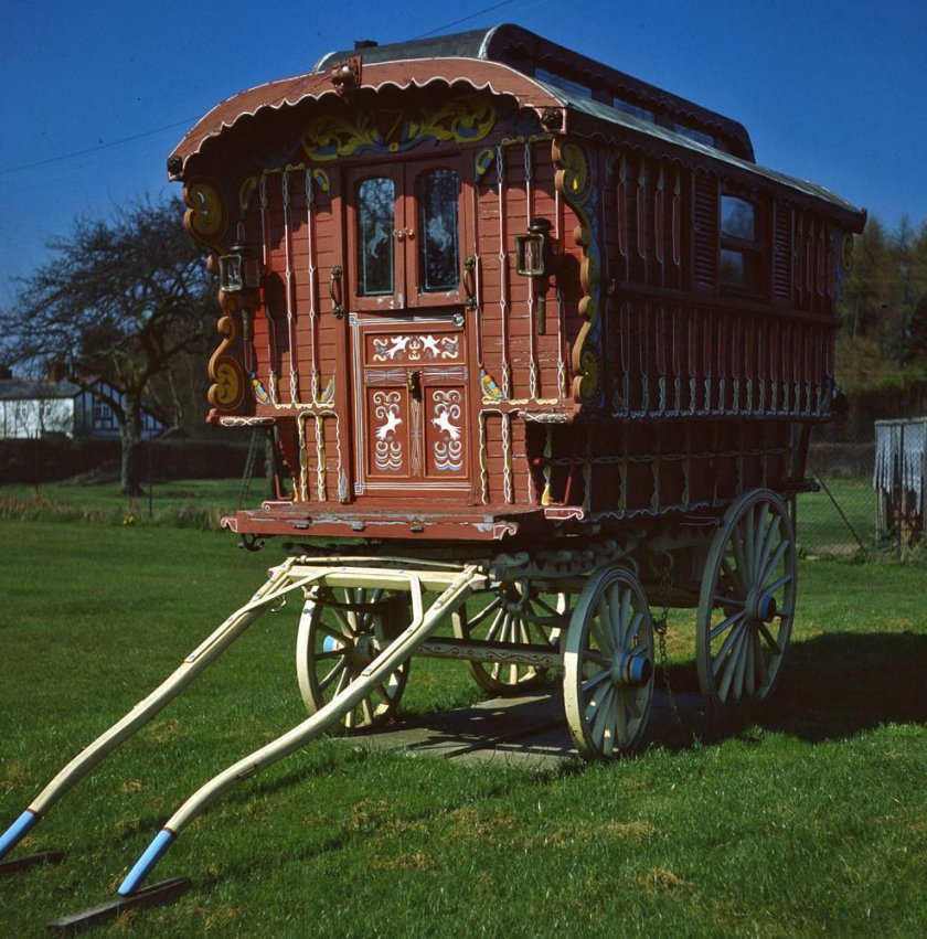 Вардо Цыганский дом на колесах