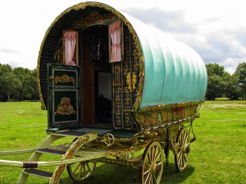 Цыгане табор кибитки