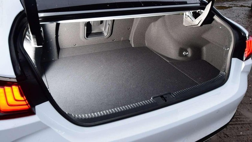 Lexus es 250 багажник
