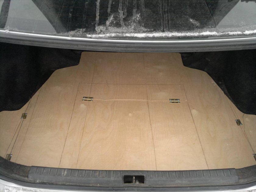 Corolla 120 пол багажника