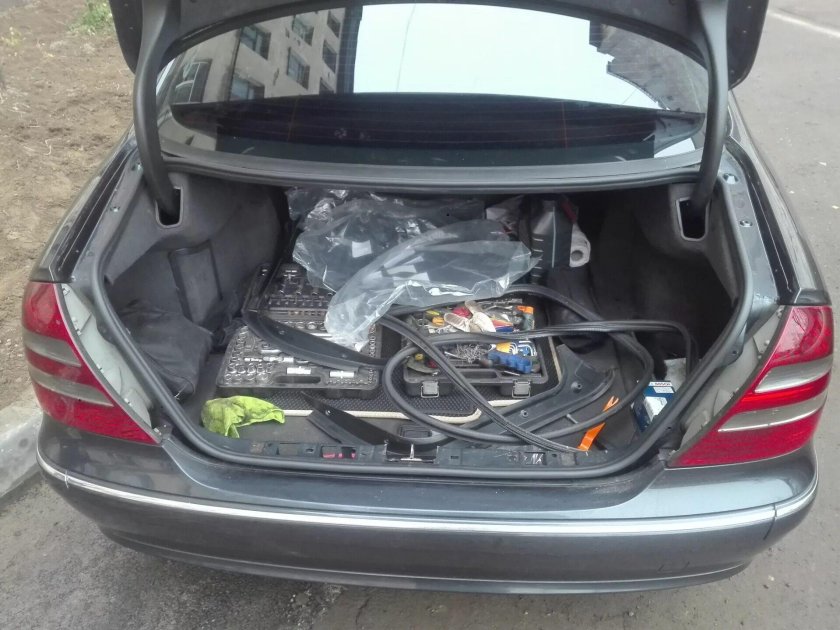 Багажник Мерседес w211