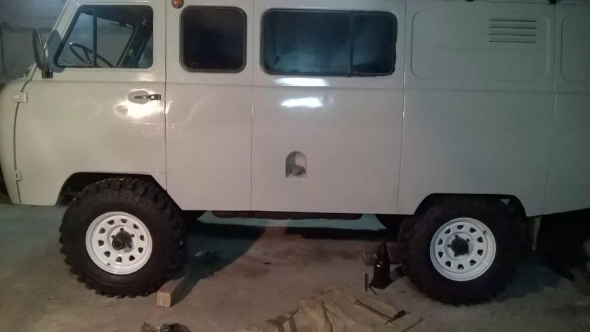 УАЗ Буханка на 32 нортеках